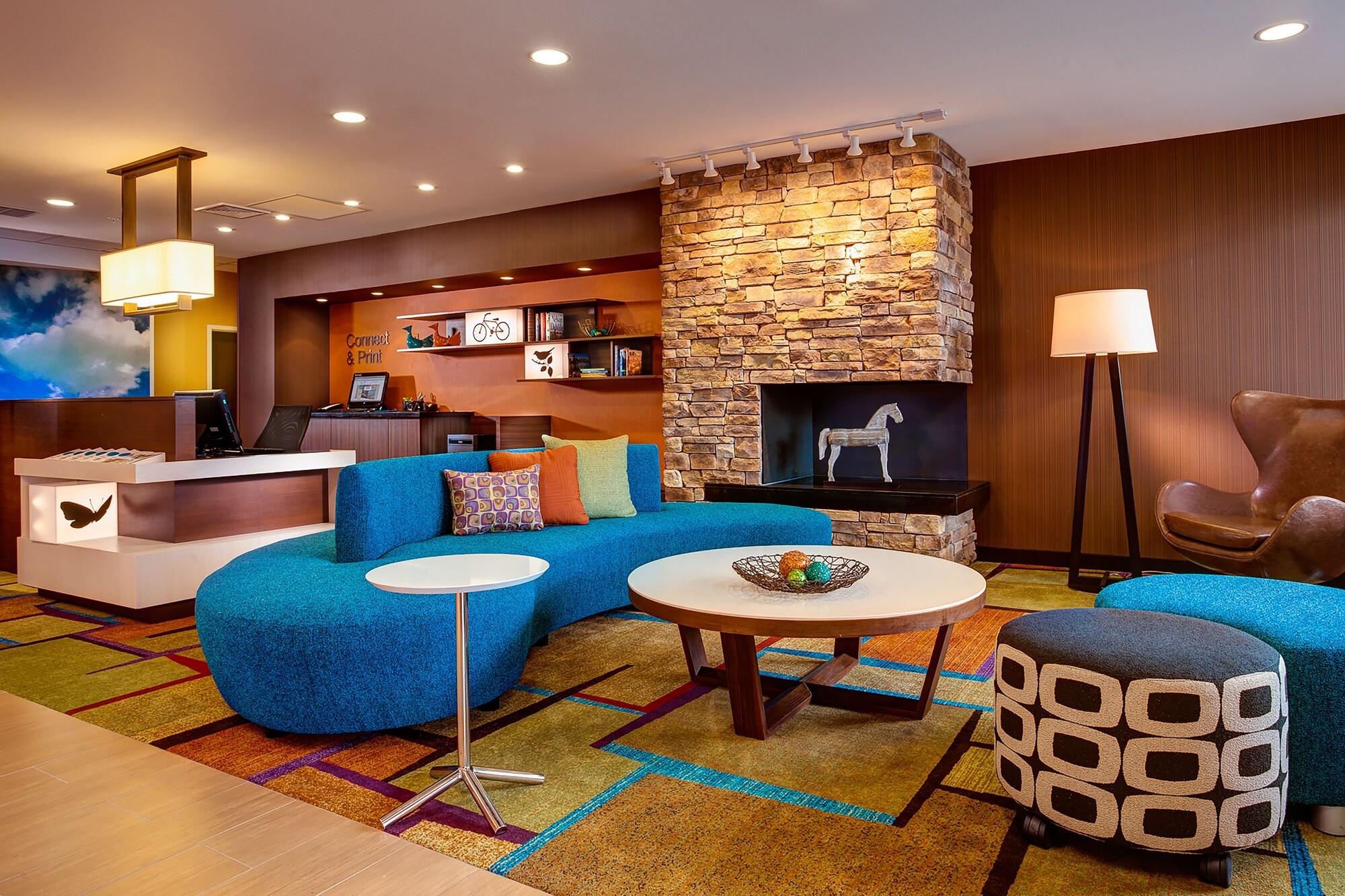Fairfield Inn & Suites By Marriott Поплар Блафф Экстерьер фото